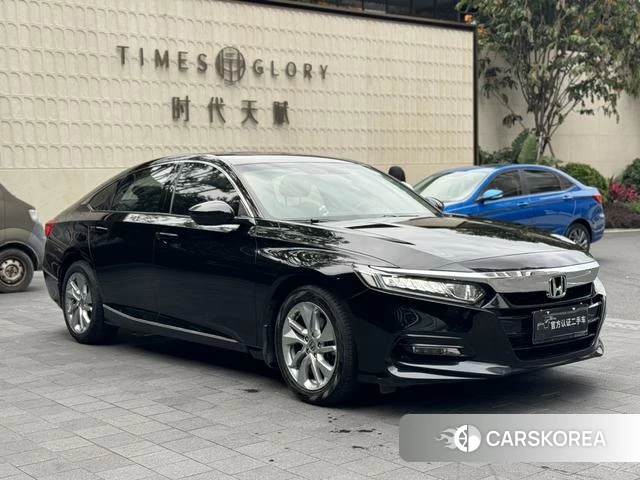 Honda Accord id 3857898 из Китая 10