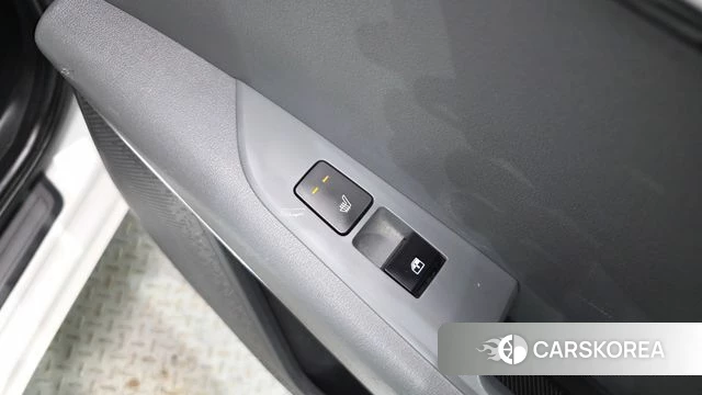 Kia Di Ol Nu Niro id 4697143 из Кореи 10