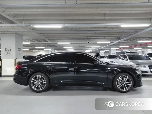 Audi A6 (C8) id 3597238 из Кореи 10
