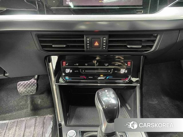 Volkswagen Passat id 4263093 из Китая 10