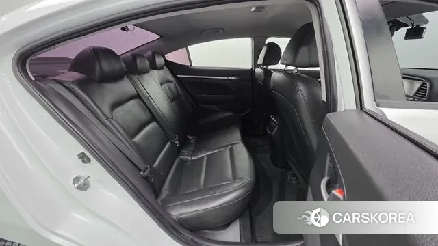 Hyundai The New Avante AD id 3385568 из Кореи 10