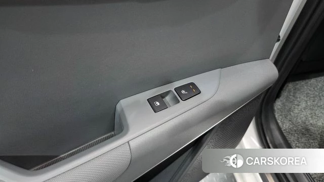 Kia Di Ol Nu Niro id 4223789 из Кореи 10