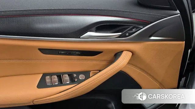 BMW 5 Series (G30) id 3533865 из Кореи 10