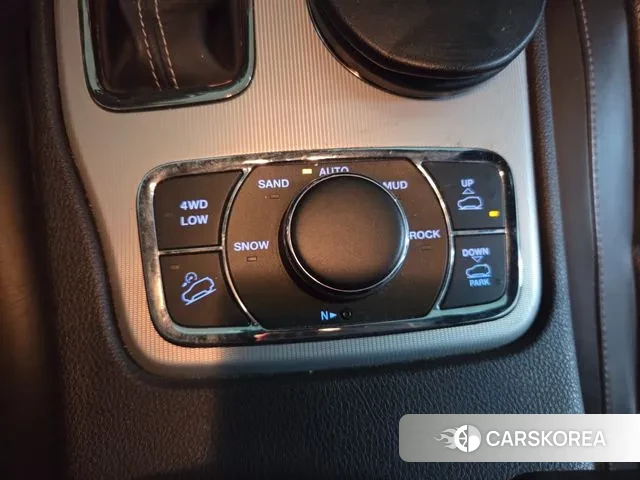 Jeep Grand Cherokee id 3423521 из Кореи 10