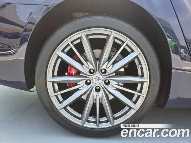 Maserati Quattroporte id 2718166 из Кореи 10