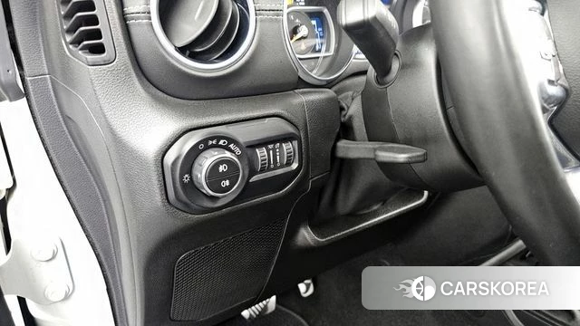 Jeep Wrangler (JL) id 4196017 из Кореи 10