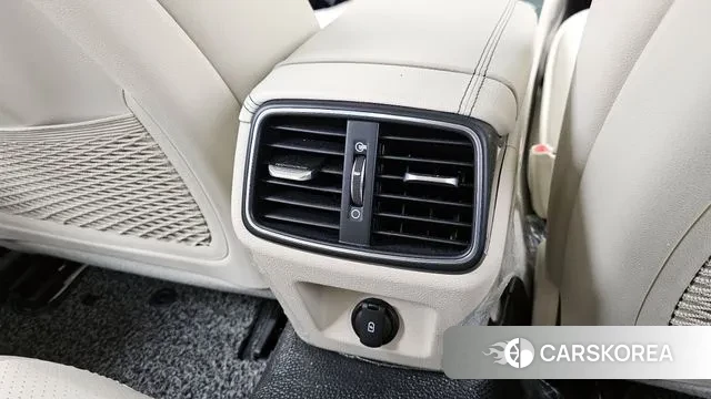 Genesis The New G70 id 3680878 из Кореи 10