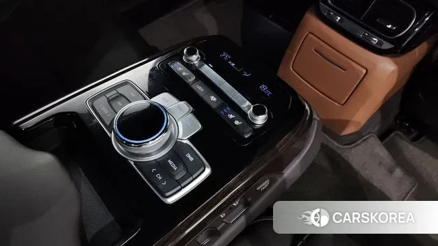 Genesis G90 id 3076735 из Кореи 10