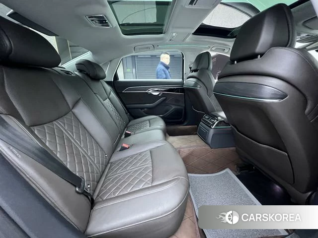 Audi A8 id 4214557 из Китая 10