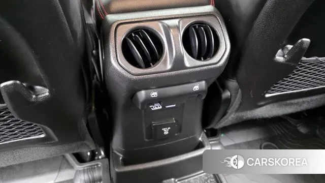 Jeep Wrangler (JL) id 3353557 из Кореи 10