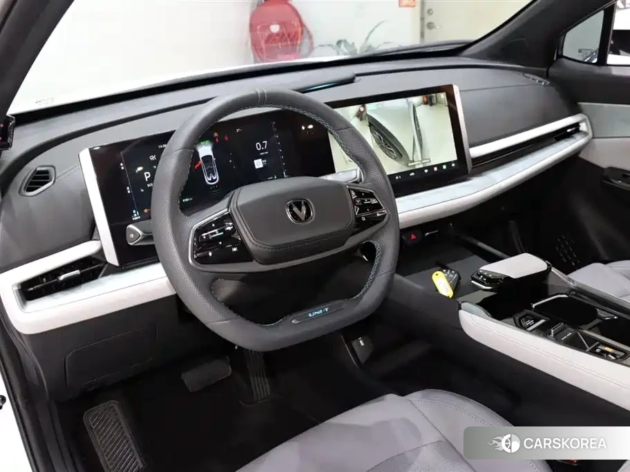 Chang'an Changan UNI-T id 4565223 из Китая 10