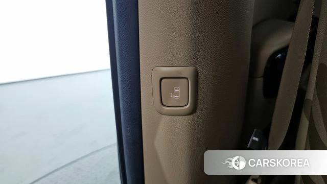 Kia The New Carnival id 4397301 из Кореи 10