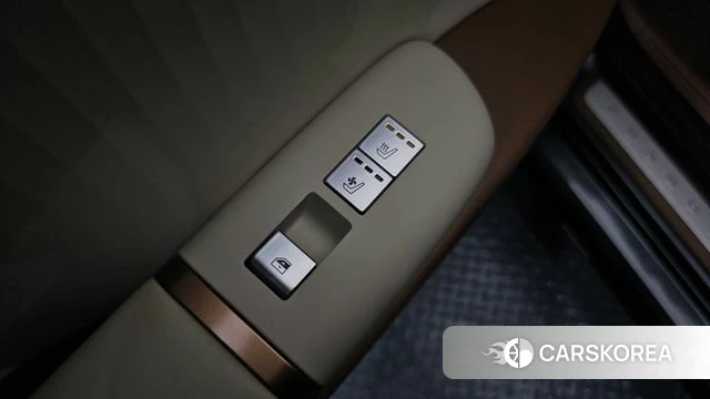 Hyundai Grandeur (GN7) id 3841466 из Кореи 10