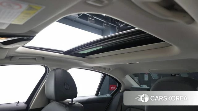 BMW 3 Series (G20) id 3795574 из Кореи 10