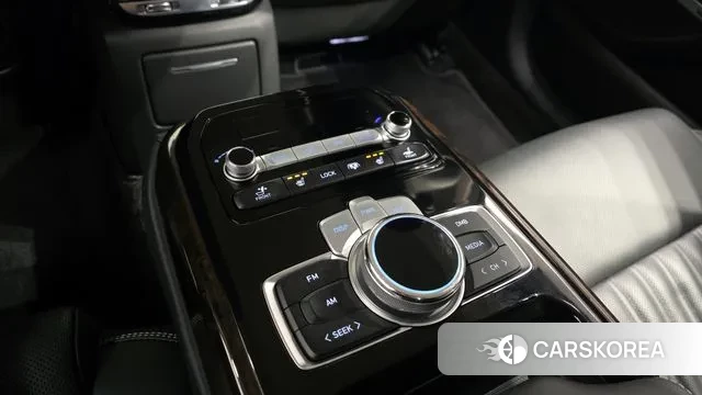 Genesis G90 id 3556375 из Кореи 10