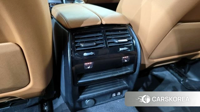 BMW 5 Series (G30) id 3851882 из Кореи 10