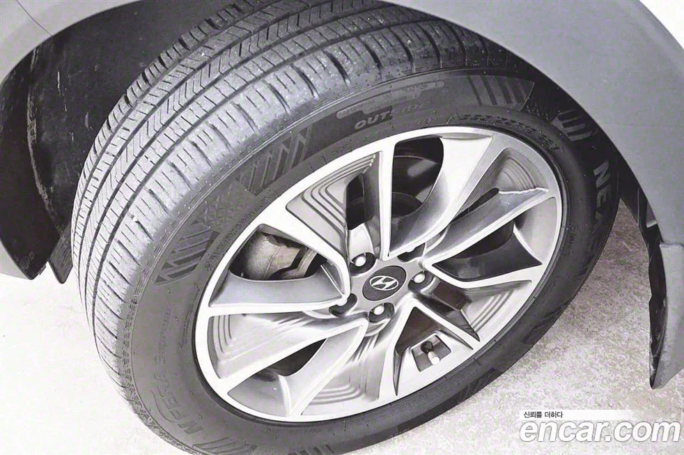 Hyundai All New Tucson id 2152514 из Кореи 10