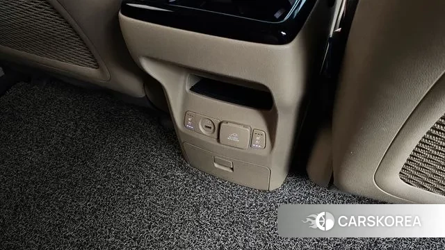 Kia The New Carnival id 3038691 из Кореи 10