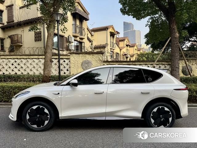 Zhiji Automobile Zhiji LS7 id 3993390 из Китая 10