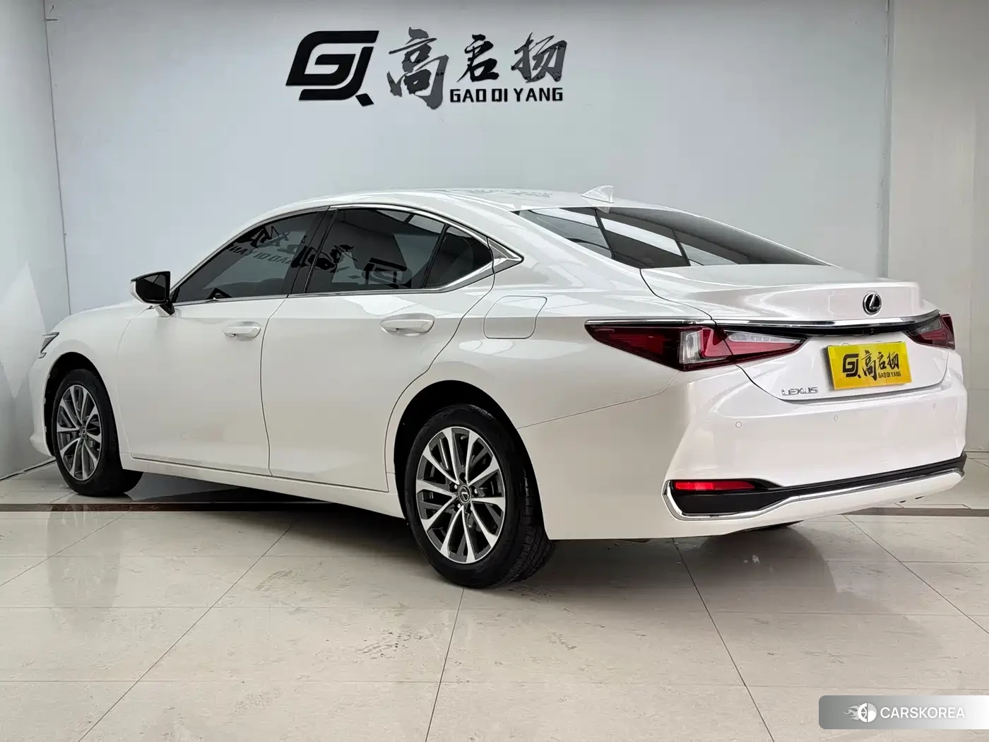 Lexus ES id 4599564 из Китая 10