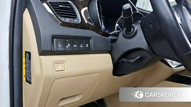 Kia The New Carnival id 3853306 из Кореи 10