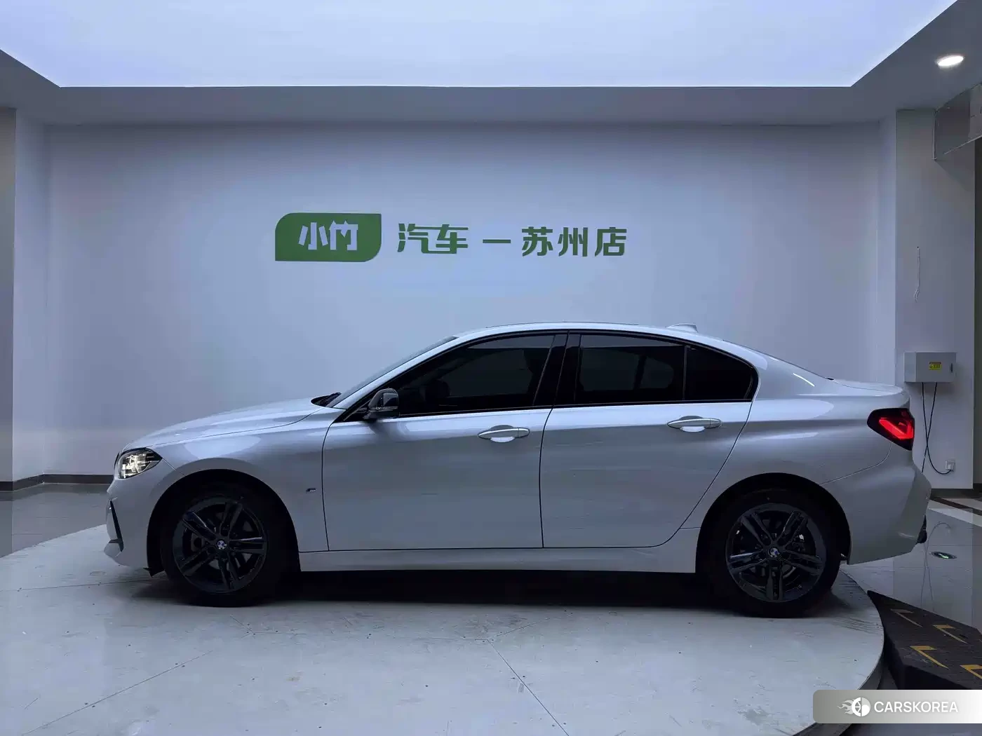 BMW 1 series id 4649305 из Китая 10