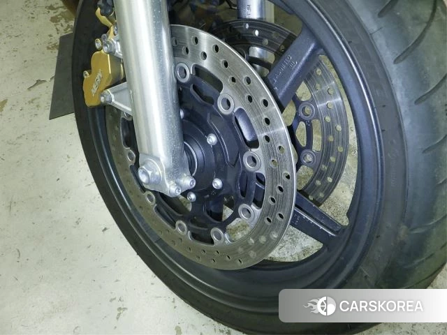 Honda CB1300SF id 4184469 из Японии 10