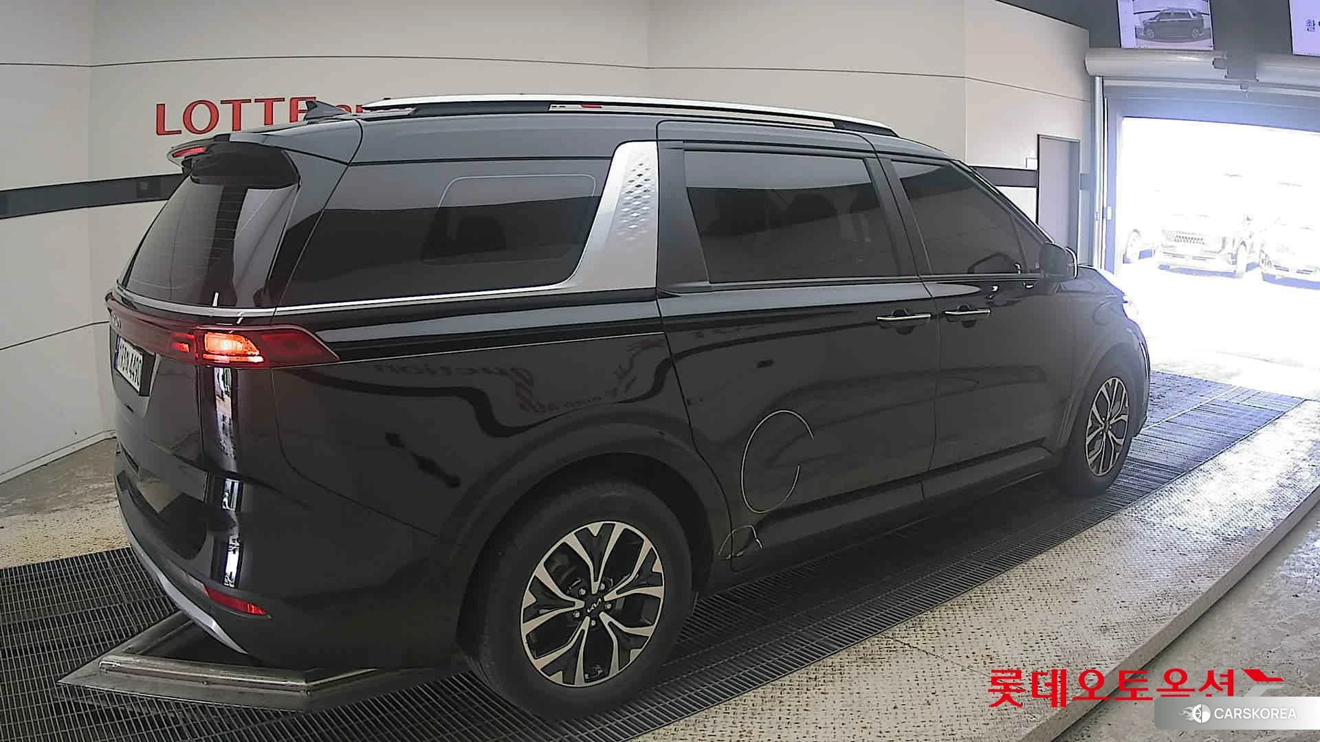 Kia Carnival id 4664249 из Кореи 10