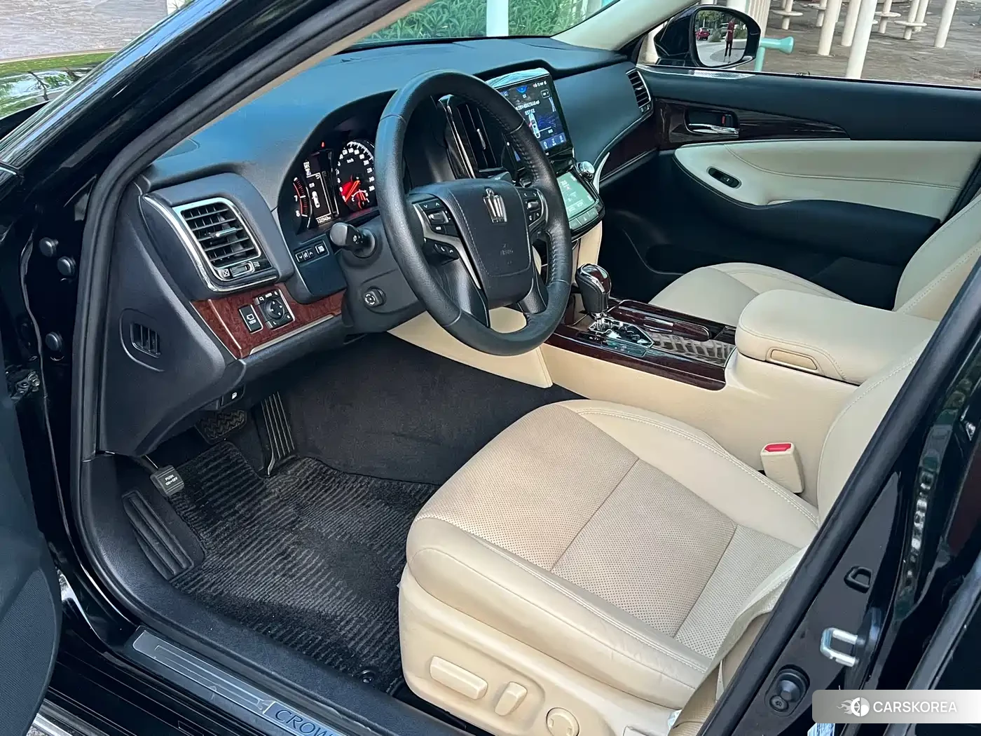 Toyota Crown id 4578364 из Китая 10
