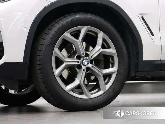 BMW X3 id 4301078 из Китая 10