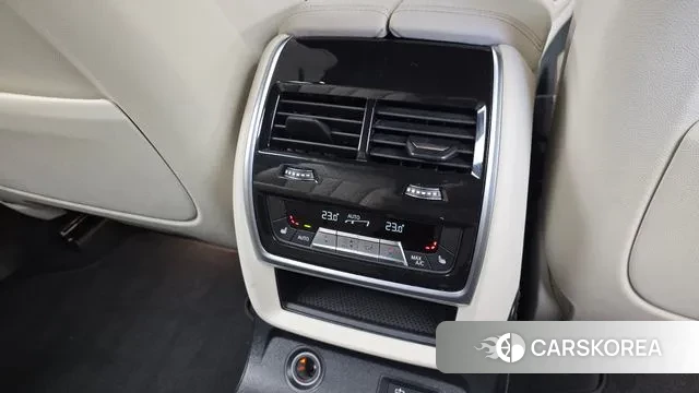 BMW X7 (G07) id 3533887 из Кореи 10