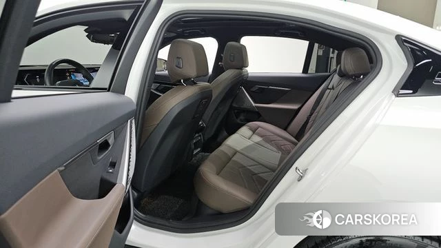 BMW 5 Series (G60) id 4753000 из Кореи 10