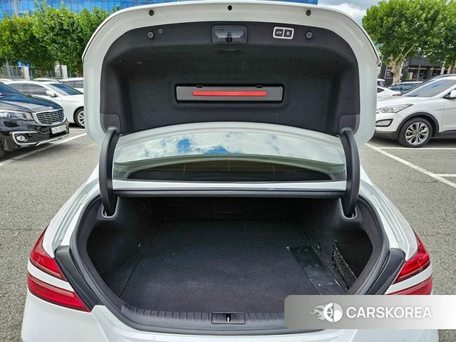 Genesis The New G70 id 4772571 из Кореи 10