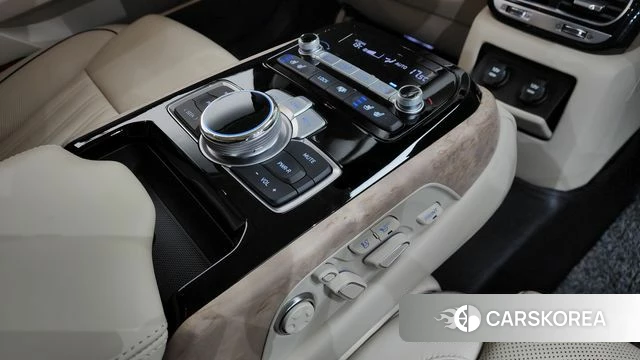 Genesis G90 id 3893780 из Кореи 10