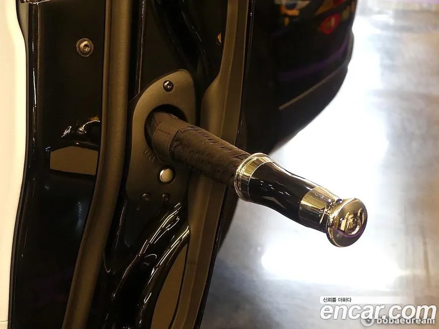 Rolls-Royce Cullinan id 2055847 из Кореи 10