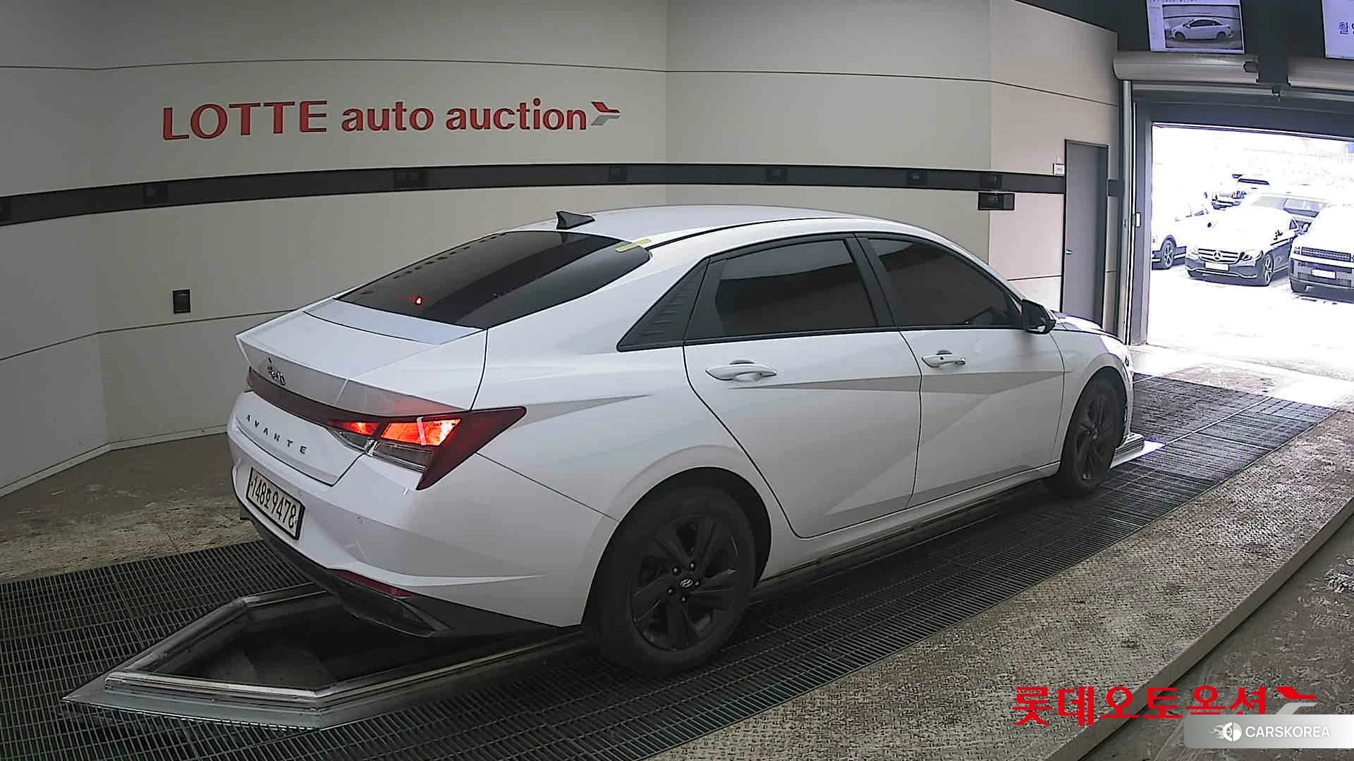 Hyundai Avante Hybrid id 3875811 из Кореи 10