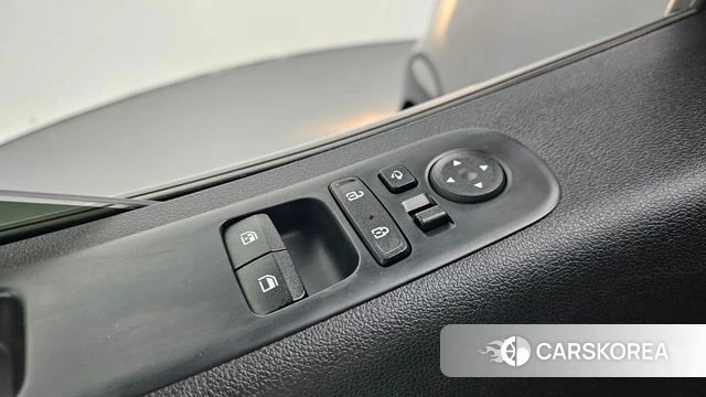 Hyundai Staria id 4697113 из Кореи 10