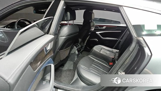 Audi A7 (4K) id 3795173 из Кореи 10