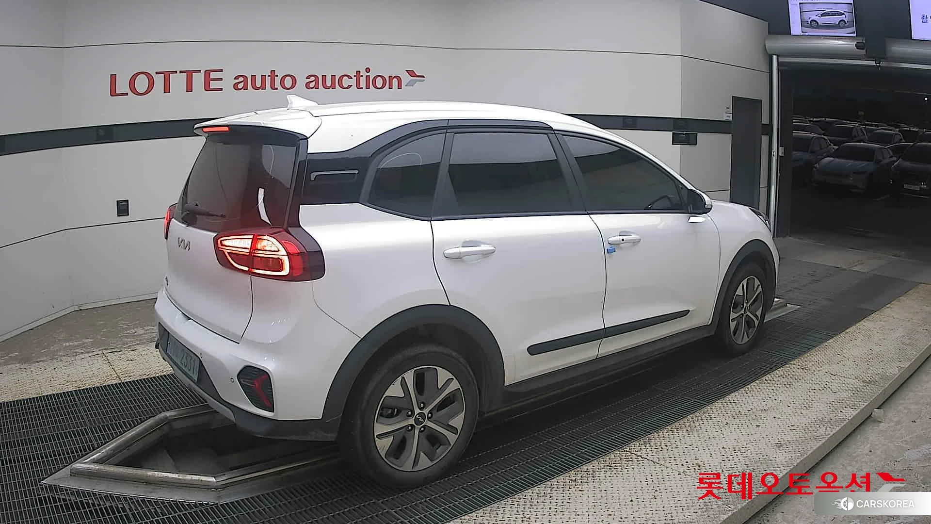 Kia Niro Plus id 4674220 из Кореи 10