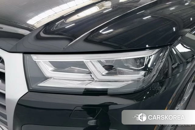Audi Q5L id 4273207 из Китая 10