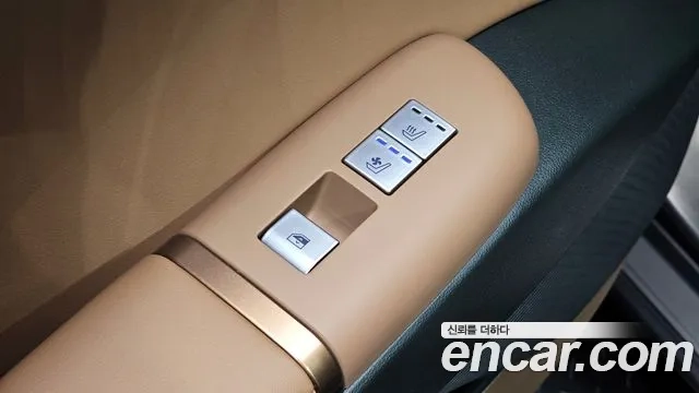 Hyundai Grandeur (GN7) id 2934996 из Кореи 10