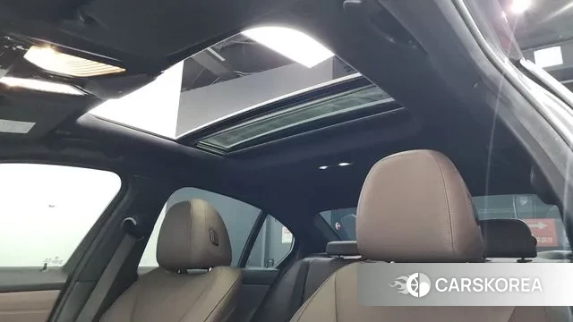 BMW 3 Series (G20) id 3149420 из Кореи 10