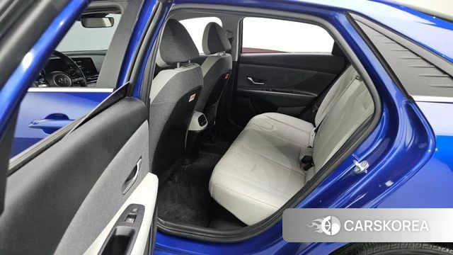 Hyundai Avante Hybrid (CN7) id 3935860 из Кореи 10