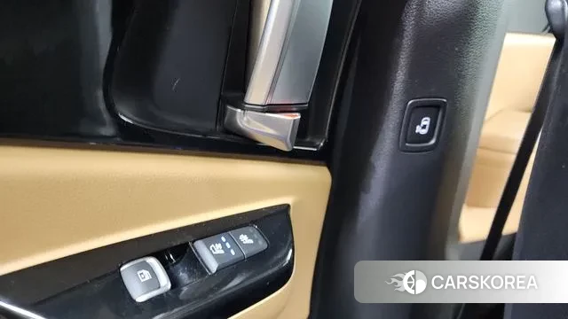 Kia Carnival 4th generation id 3367761 из Кореи 10