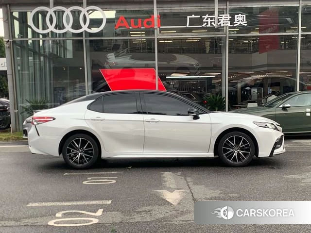 Toyota Camry id 4263580 из Китая 10