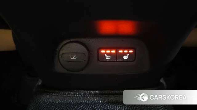 Volvo XC40 id 3954608 из Кореи 10