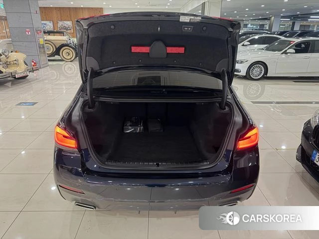 BMW 5 Series (G30) id 3903211 из Кореи 10