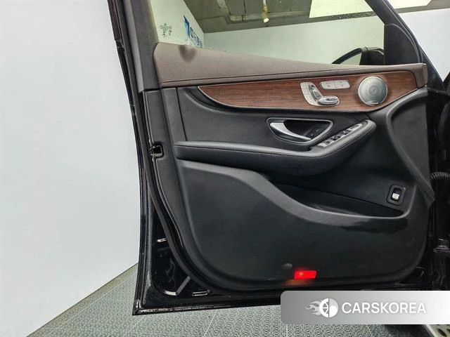 Mercedes-Benz GLC id 4209928 из Китая 10