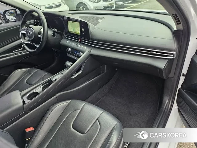 Hyundai Avante (CN7) id 3379059 из Кореи 10