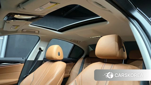 BMW 5 Series (G30) id 3829375 из Кореи 10